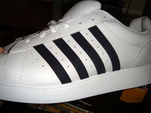 The Adidas brand with 4 bars instead of 3, a China knockoff.