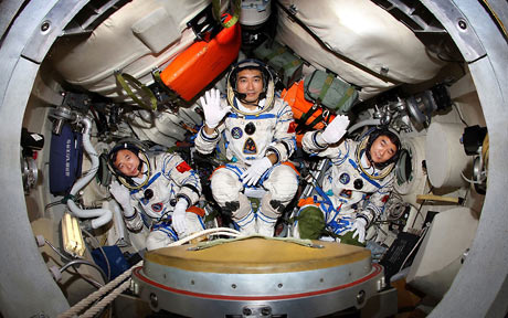 china-space-mission-astronauts
