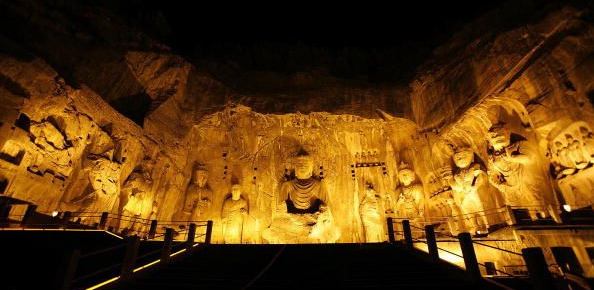 Picture of the long men grottoes
